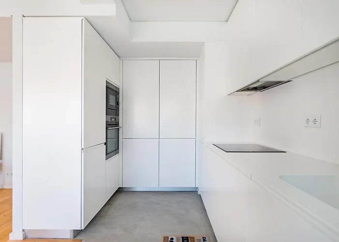 Estrela Modern Flat @ Infante Santo